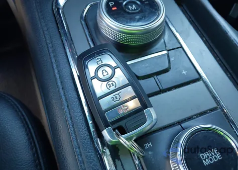 2021 Ford Expedition Xlt из США, поврежденный, VIN 1FMJU1JT7MEA15333